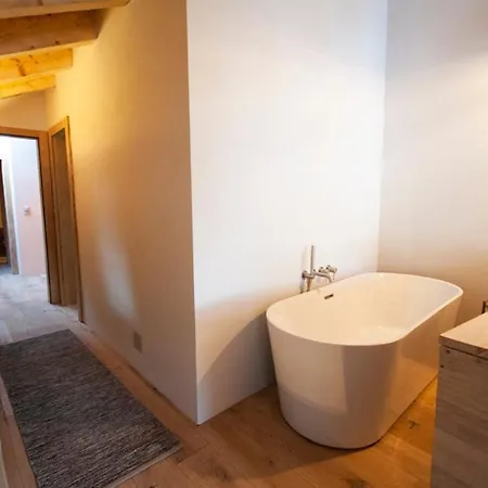Haus Turquino C, Penthouse Apartment Zermatt